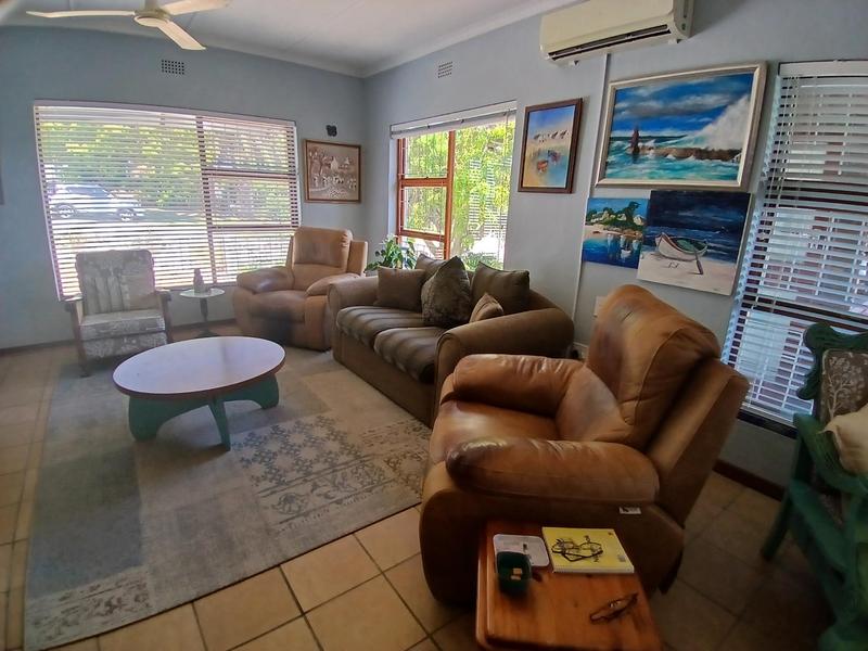 3 Bedroom Property for Sale in Stilbaai Wes Western Cape